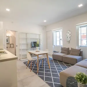 https://coleginho-apartment.hotels-lisbon-portugal.com