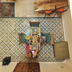 https://riad-dar-mimount.marrakeshhotelsmorocco.com