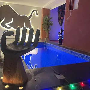 https://villa-kiara-hbergements.hotels-rhonealpes.com